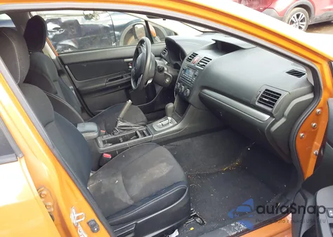 2014 Subaru Xv Crosstrek 2.0I Premium z USA, uszkodzony, nr VIN JF2GPACC8E8236928